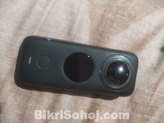 Insta360 One X2